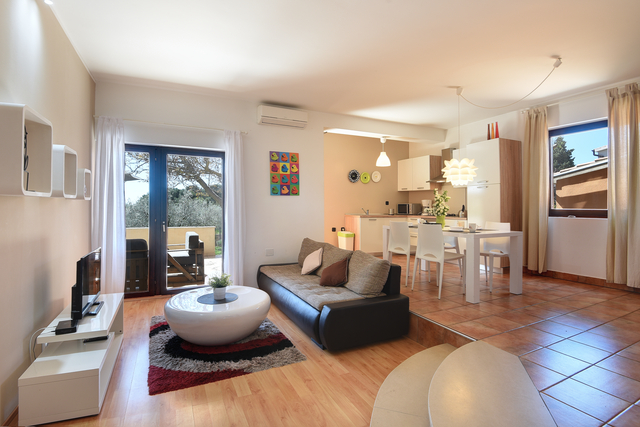Ferienwohnung Fažana mit Terrasse & in Strandnähe