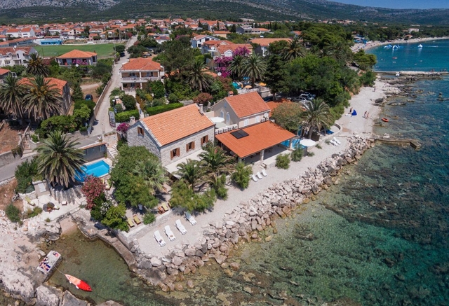 Strandvilla Orebić mit Pool & Meerblick