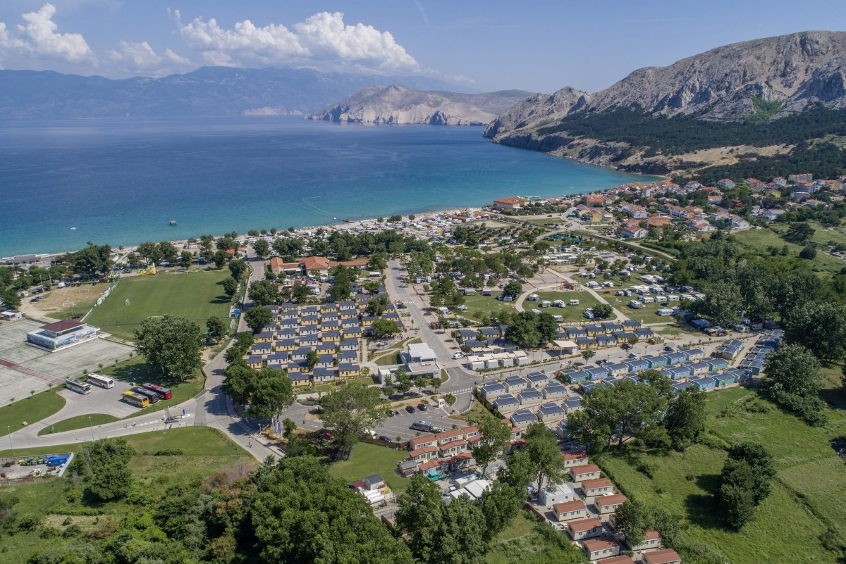Ferienanlage Baška direkt am Meer